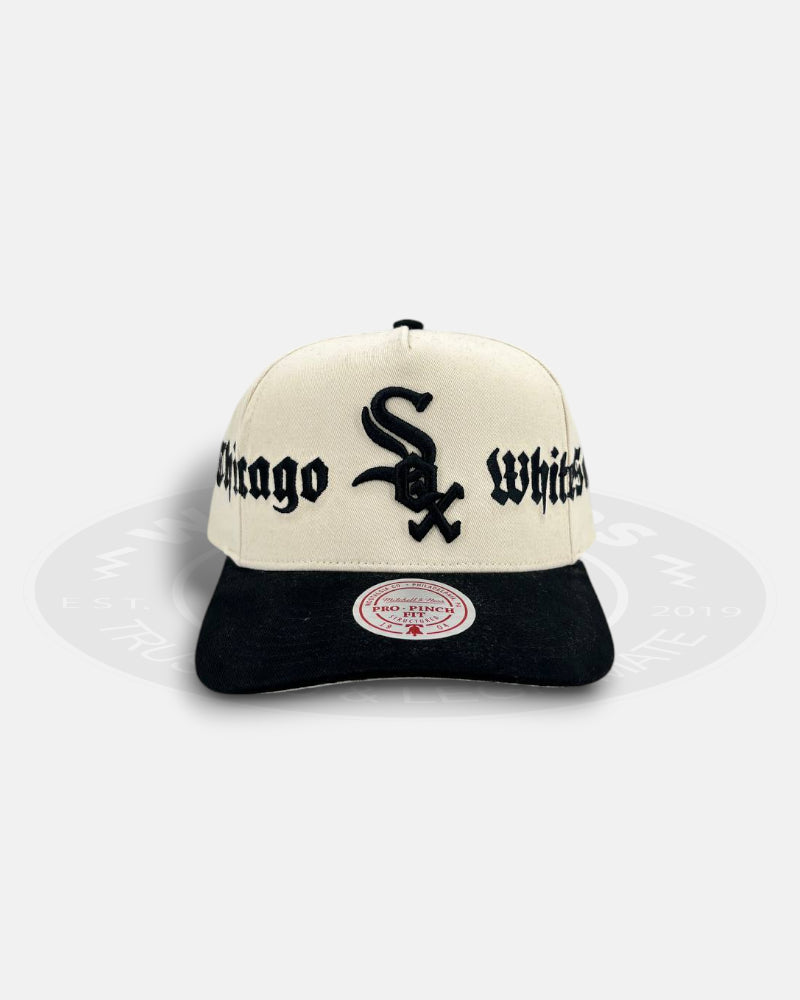 Chicago White Sox Vault Script Pro Pinch Snapback Hat