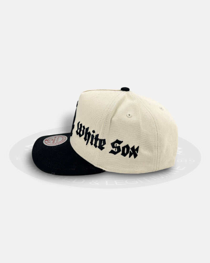 Chicago White Sox Vault Script Pro Pinch Snapback Hat