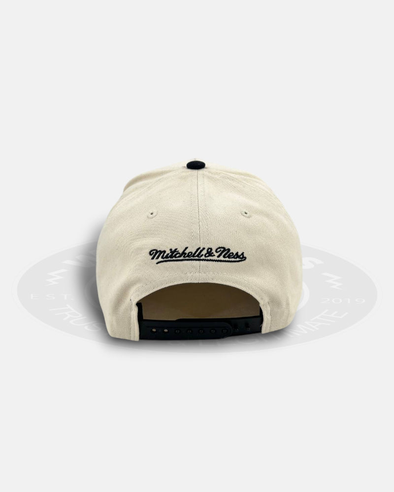 Chicago White Sox Vault Script Pro Pinch Snapback Hat