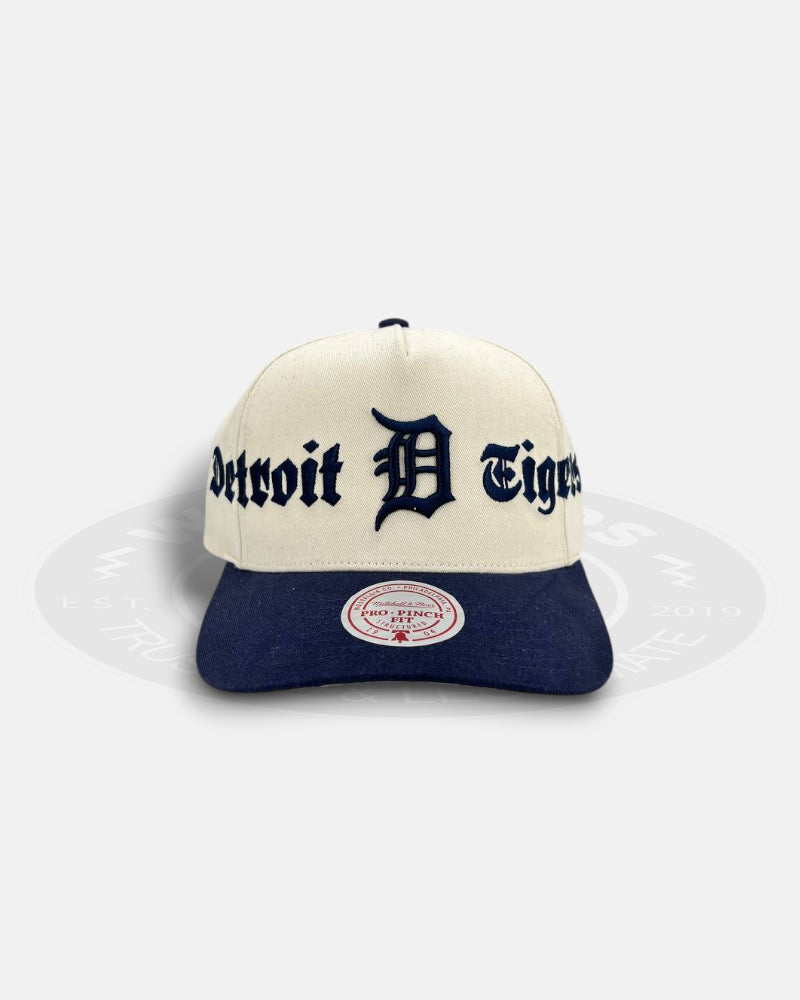Detroit Tigers Vault Script Pro Pinch Snapback Hat
