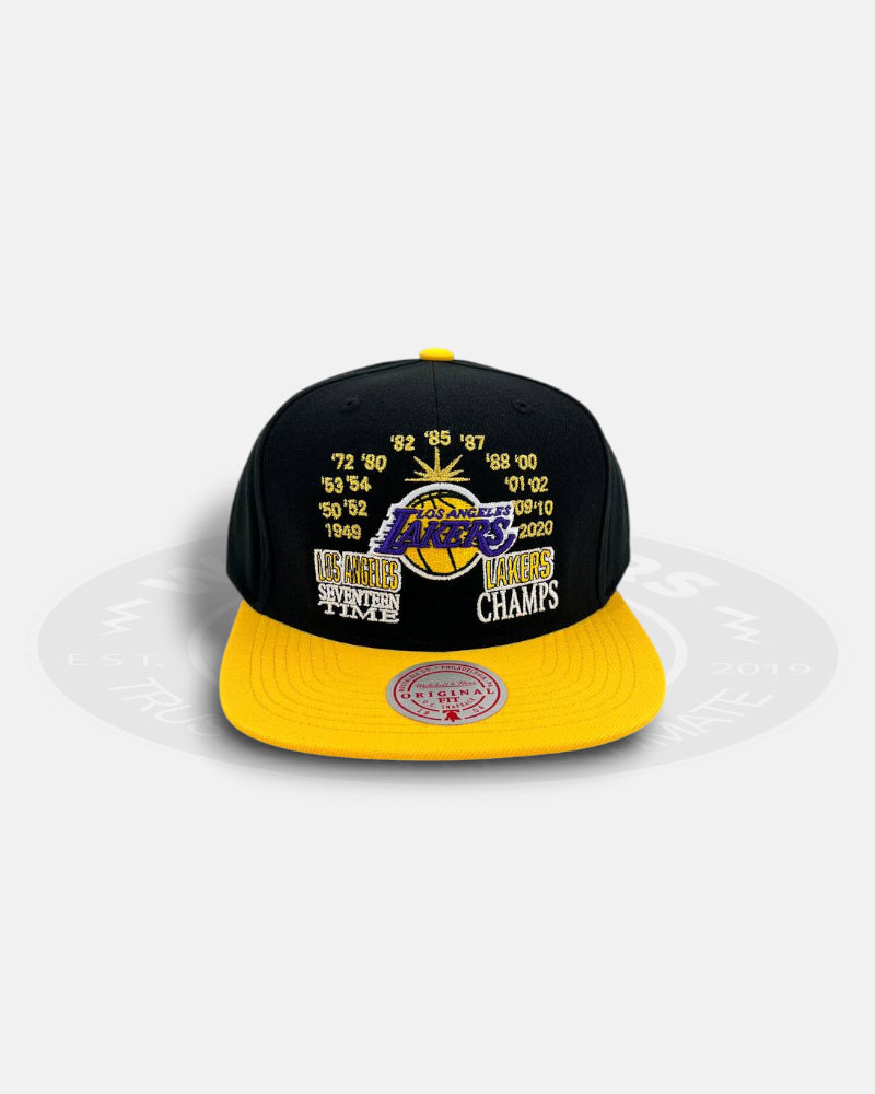 Mitchell & Ness Los Angeles Lakers Seventeen Time Champs Original Fit Snapback Hat