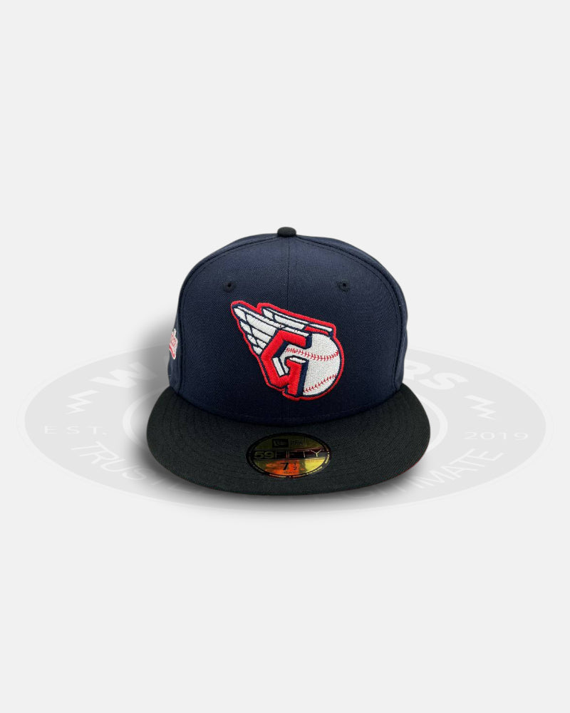 Cleveland Guardians Black Navy Two Tone Shadow Crest Series 59Fifty Fitted Hat