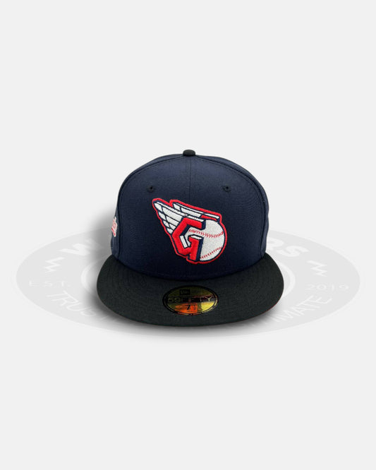Cleveland Guardians Black Navy Two Tone Shadow Crest Series 59Fifty Fitted Hat